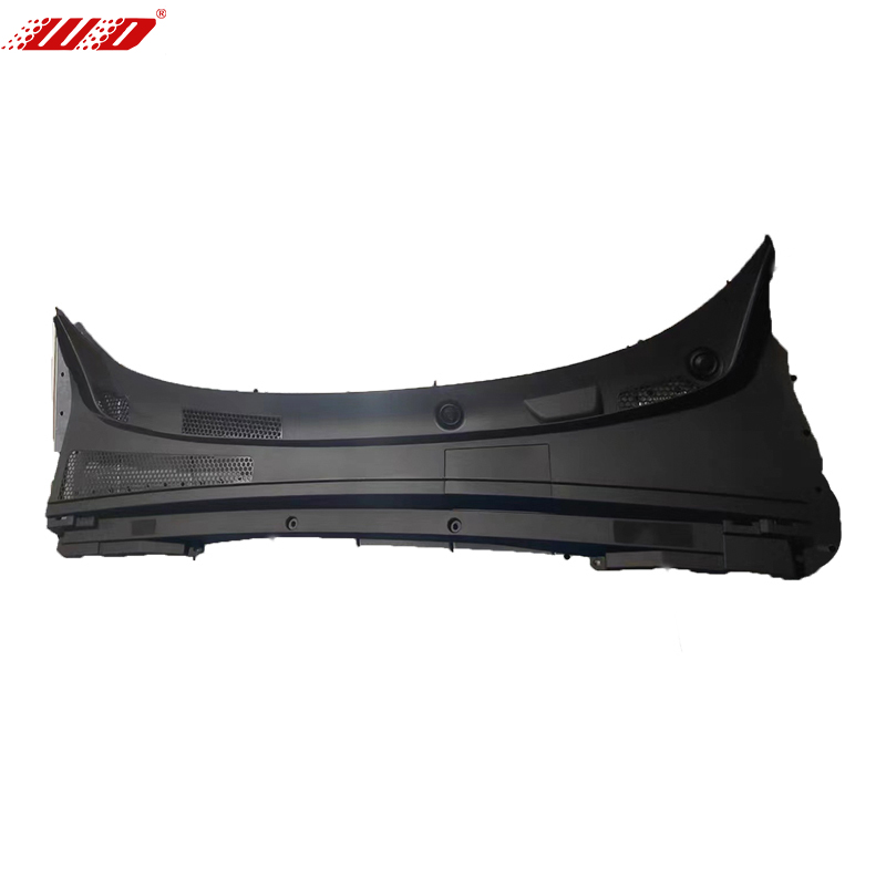 X03-53040011 - Etutuulilasin alaverhoilupaneeli