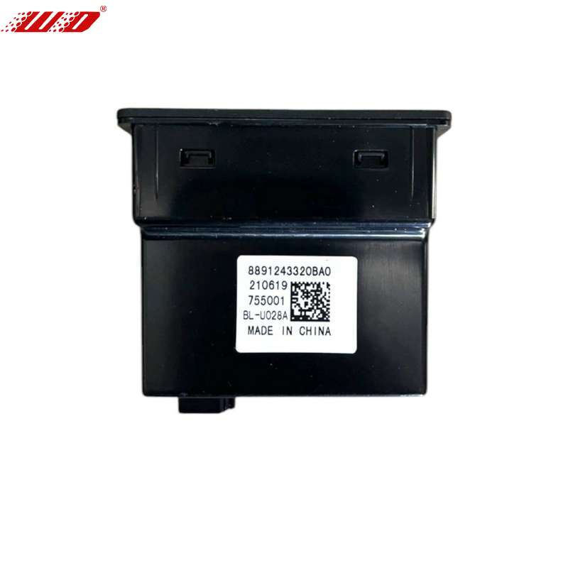 8891243320BA0 Zeekr 001:lle sopiva USB-liitäntä